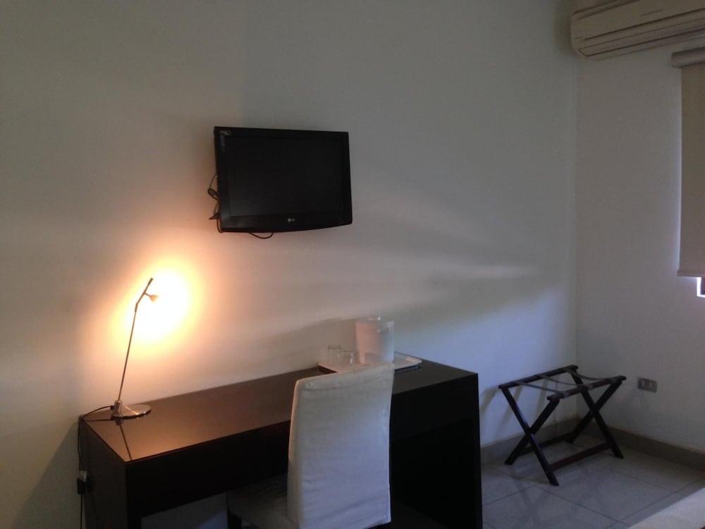 Hotel Brandts Los Robles De San Juan Managua Dış mekan fotoğraf
