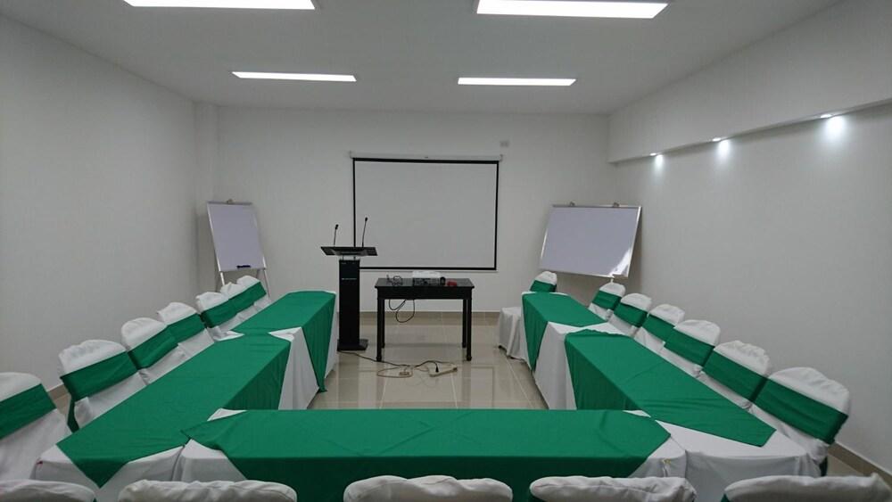 Hotel Brandts Los Robles De San Juan Managua Dış mekan fotoğraf