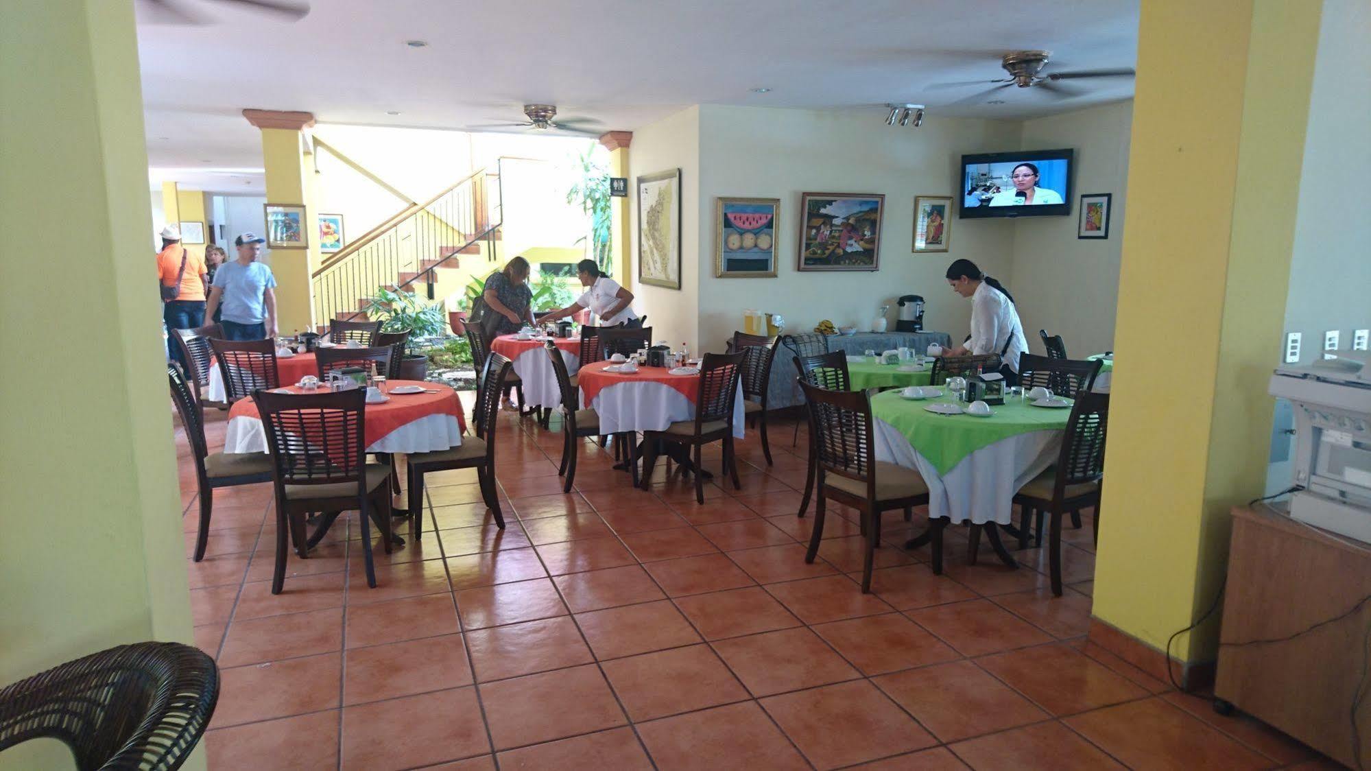Hotel Brandts Los Robles De San Juan Managua Dış mekan fotoğraf